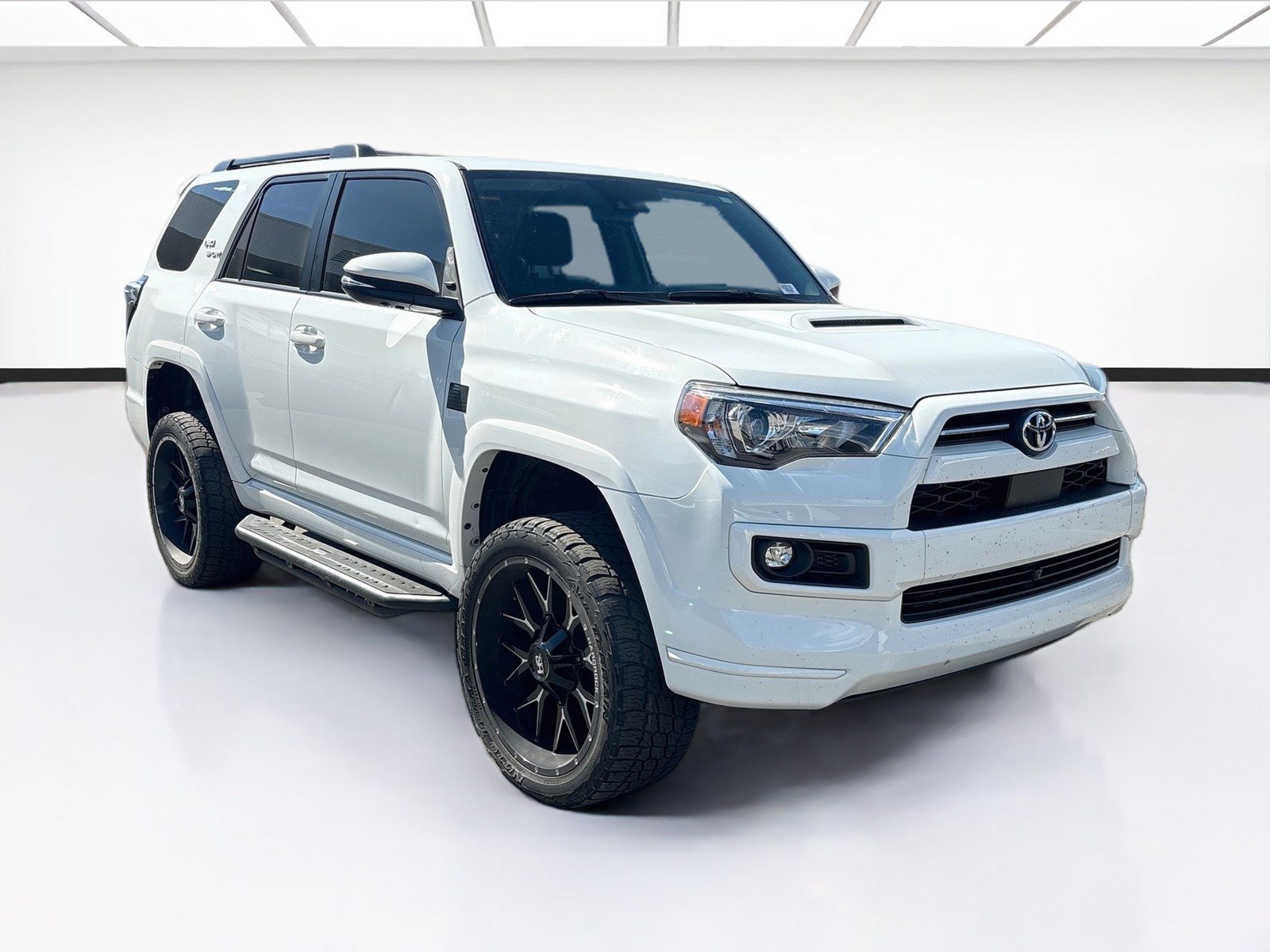 Used 2022 Toyota 4Runner TRD Sport w/ Technology Package AWD/4WD image 3
