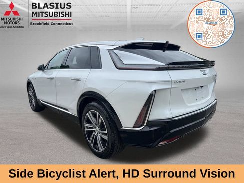 Used 2024 Cadillac Lyriq Luxury w/ LPO, Floor Liner Package AWD/4WD image 14