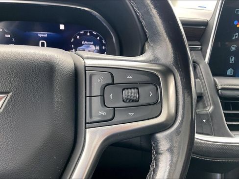 Used 2022 Chevrolet Suburban Premier AWD/4WD image 13