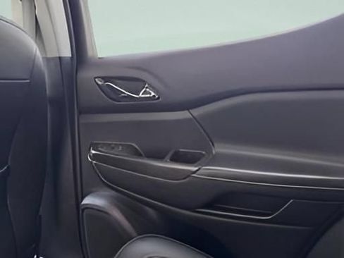 Used 2019 GMC Acadia SLT FWD image 29