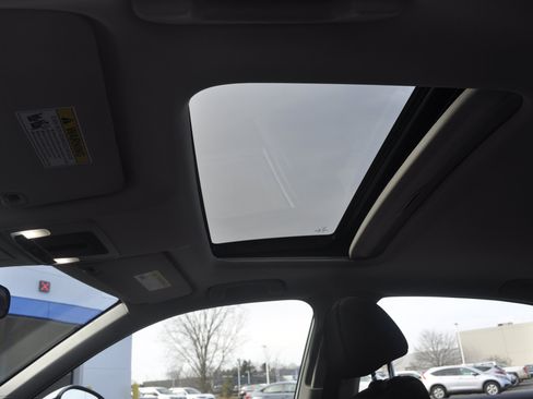 Certified 2024 Honda Civic EX image 17