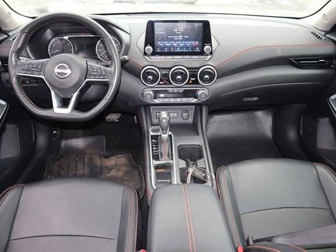 Certified 2025 Nissan Sentra SR w/ SR Premium Package image 15