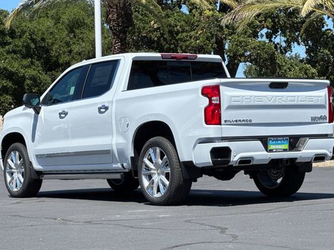 New 2026 Chevrolet Silverado 1500 High Country AWD/4WD image 5