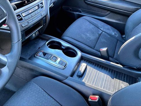 Used 2021 Honda Passport Sport image 15