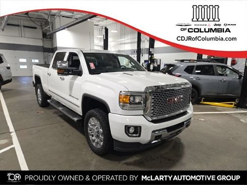Used 2016 GMC Sierra 2500 Denali w/ Duramax Plus Package AWD/4WD image 1