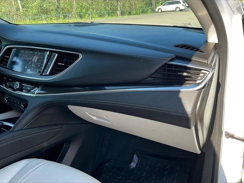 Used 2023 Buick Enclave Essence w/ Experience Buick Package image 15