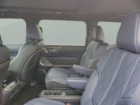 Certified 2026 INFINITI QX80 4WD w/ Sport Exterior Package image 23