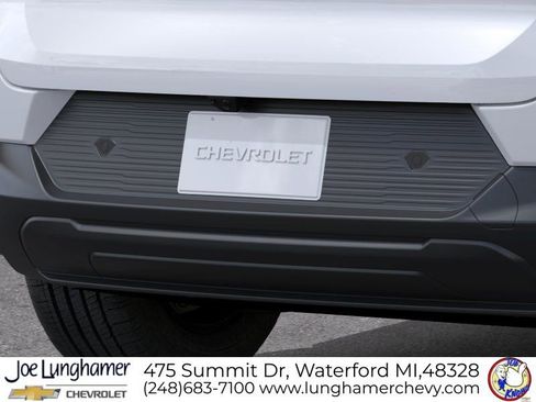 New 2026 Chevrolet Equinox EV LT FWD image 15