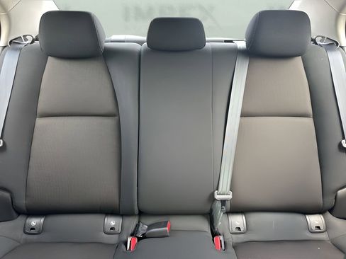 Used 2024 MAZDA MAZDA3 s image 10