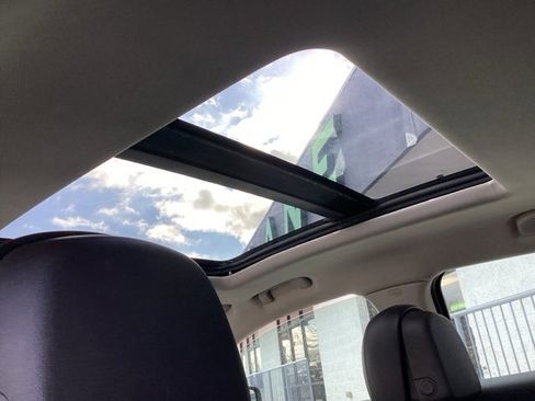 Used 2014 Buick LaCrosse Premium w/ Driver Confidence Package image 25