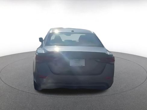 Used 2025 Nissan Sentra SV image 16