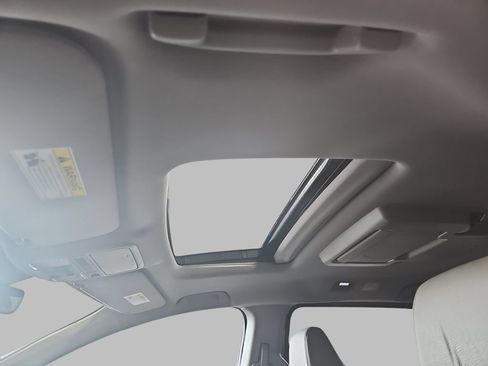 Used 2018 Honda Odyssey Touring image 37