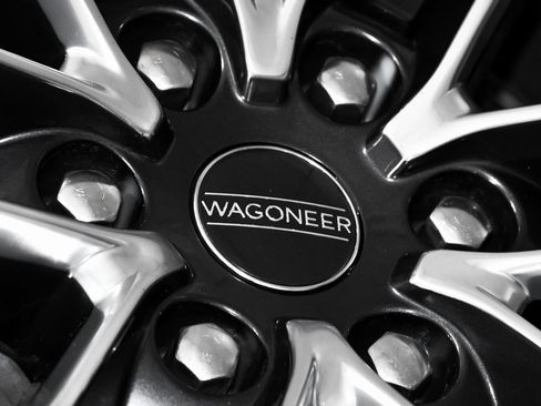 Used 2022 Jeep Wagoneer Series III w/ Premium Group I image 92