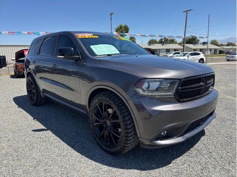 Used 2017 Dodge Durango R/T w/ Technology Group AWD/4WD image 3