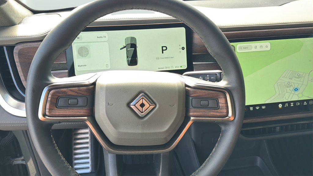 Used 2023 Rivian R1S Launch Edition Quad AWD/4WD image 13