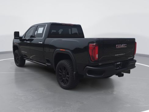 Used 2021 GMC Sierra 2500 Denali w/ Denali Black Diamond Edition AWD/4WD image 5