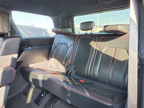Used 2024 Ford Expedition Limited image 26