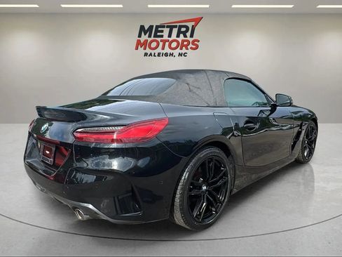 Used 2022 BMW Z4 sDrive30i w/ M Sport Package image 4