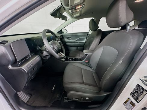 Used 2024 Hyundai Kona SEL FWD image 13
