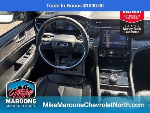 Used 2024 Jeep Grand Cherokee L Limited w/ Luxury Tech Group II image 18