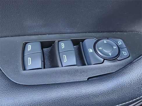 Used 2023 Chevrolet Blazer LT w/ Convenience Package image 17