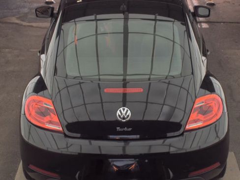 Used 2016 Volkswagen Beetle 1.8T FWD image 4