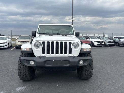Used 2021 Jeep Gladiator Sport image 8