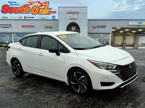 Used 2023 Nissan Versa SR w/ Trunk Package image 1