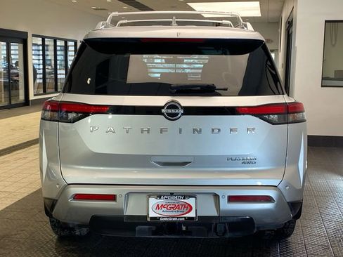 Used 2024 Nissan Pathfinder Platinum w/ Cargo Package image 5