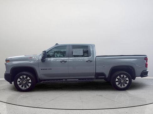 Certified 2024 Chevrolet Silverado 2500 Custom w/ Custom Value Package AWD/4WD image 10