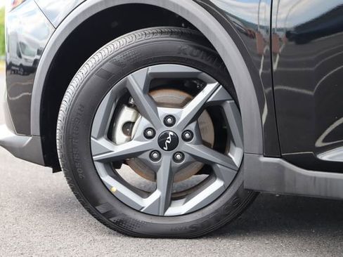 Used 2025 Kia K4 FWD image 2
