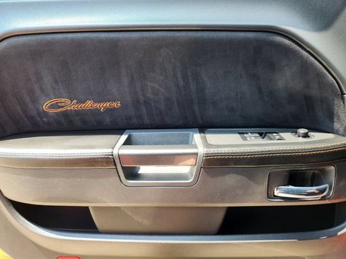 Used 2009 Dodge Challenger R/T RWD image 21