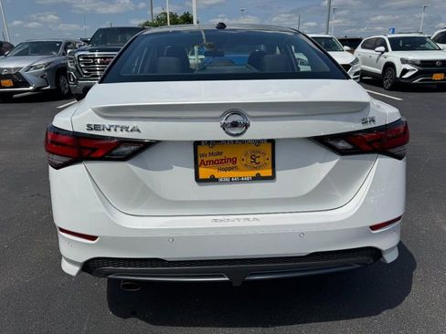 Used 2023 Nissan Sentra SR FWD image 4