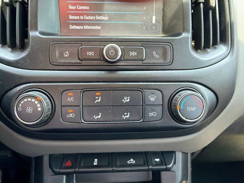 Used 2017 Chevrolet Colorado W/T w/ WT Convenience Package RWD image 28