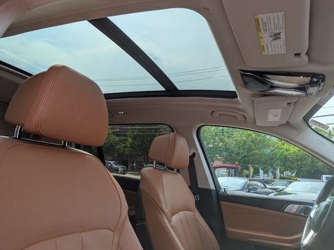 Used 2022 BMW X7 xDrive40i w/ Luxury Seating Package AWD/4WD image 41
