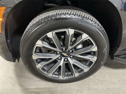 Used 2025 Chevrolet Tahoe High Country w/ Sun And Tow Package image 23