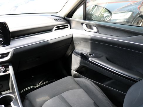 Used 2022 Kia K5 LXS image 33