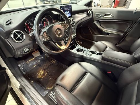 Used 2018 Mercedes-Benz GLA 250 GLA 250 4MATIC Sport Utility 4 image 8