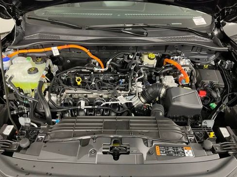 New 2025 Ford Escape ST-Line w/ Equipment Group 301A image 9