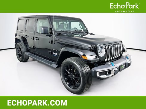 Used 2023 Jeep Wrangler Unlimited Sahara w/ Cold Weather Group AWD/4WD image 1