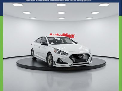Used 2019 Hyundai Sonata SE w/ Cargo Package