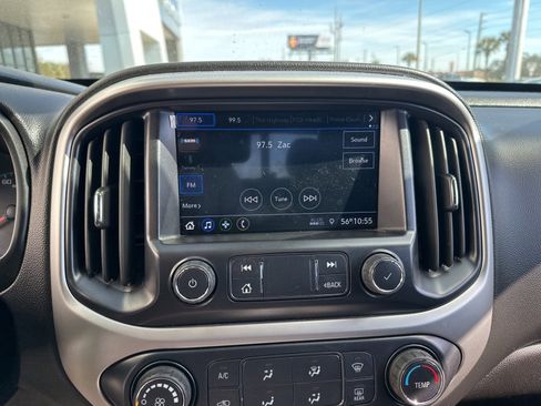 Used 2021 Chevrolet Colorado LT w/ Safety Package image 16