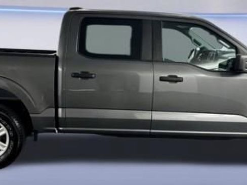 Used 2023 Ford F150 XLT image 10