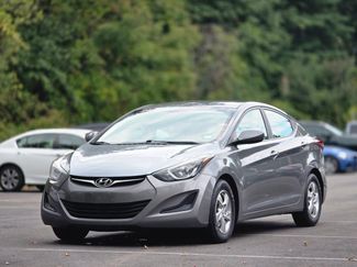 Used 2014 Hyundai Elantra SE image 1