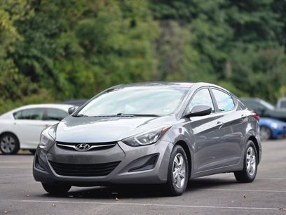 Used 2014 Hyundai Elantra SE