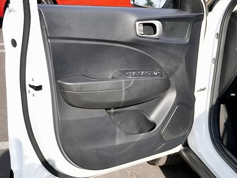 Certified 2026 Hyundai Venue SEL FWD image 22