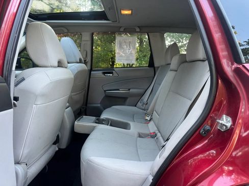 Used 2012 Subaru Forester 2.5X Premium AWD/4WD image 15