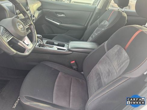 Used 2022 Nissan Sentra SR w/ Midnight Edition image 2