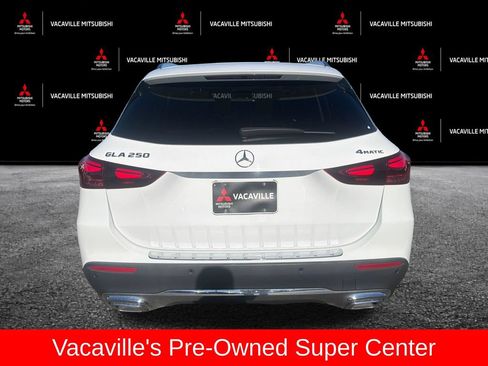 Used 2025 Mercedes-Benz GLA 250 4MATIC image 4
