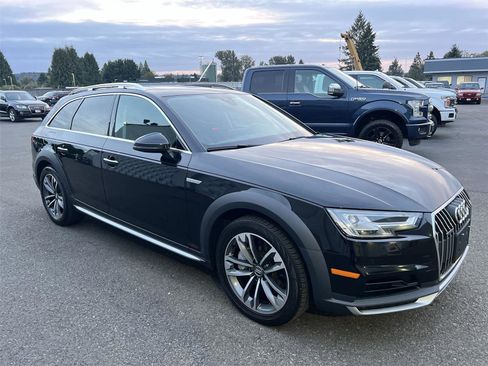 Used 2017 Audi A4 2.0T allroad Premium Plus w/ Technology Package image 7